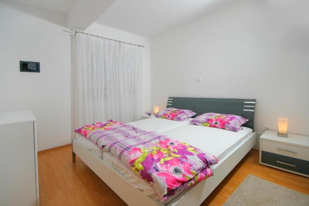Apartmani Mane تروغير المظهر الخارجي الصورة
