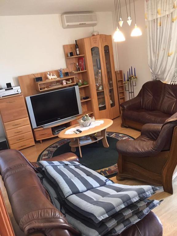 Apartmani Mane تروغير المظهر الخارجي الصورة