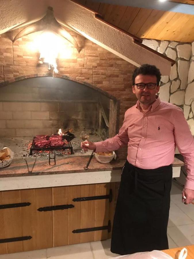 Apartmani Mane تروغير المظهر الخارجي الصورة